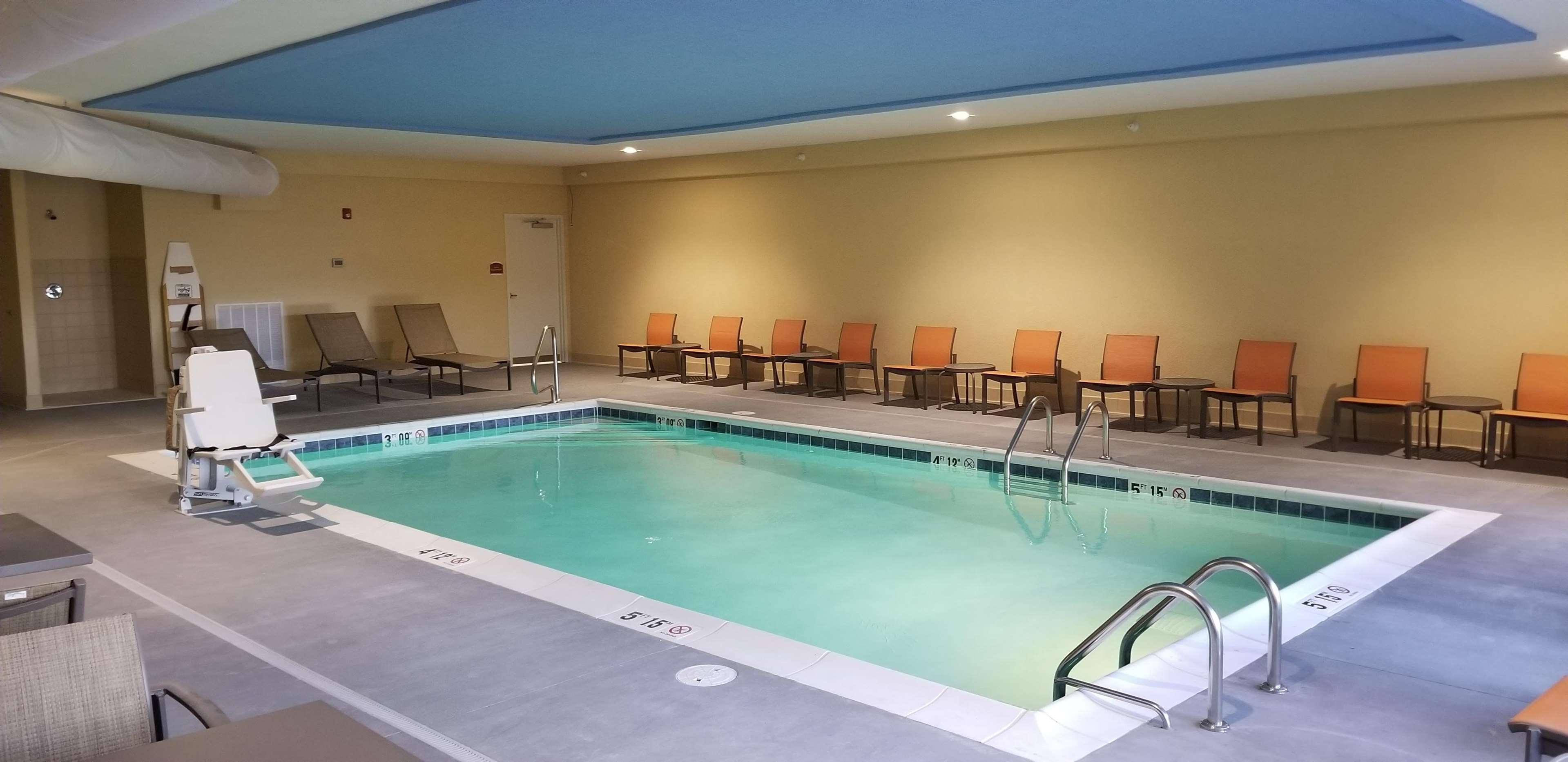 Best Western Plus Elizabethtown Inn & Suites Экстерьер фото