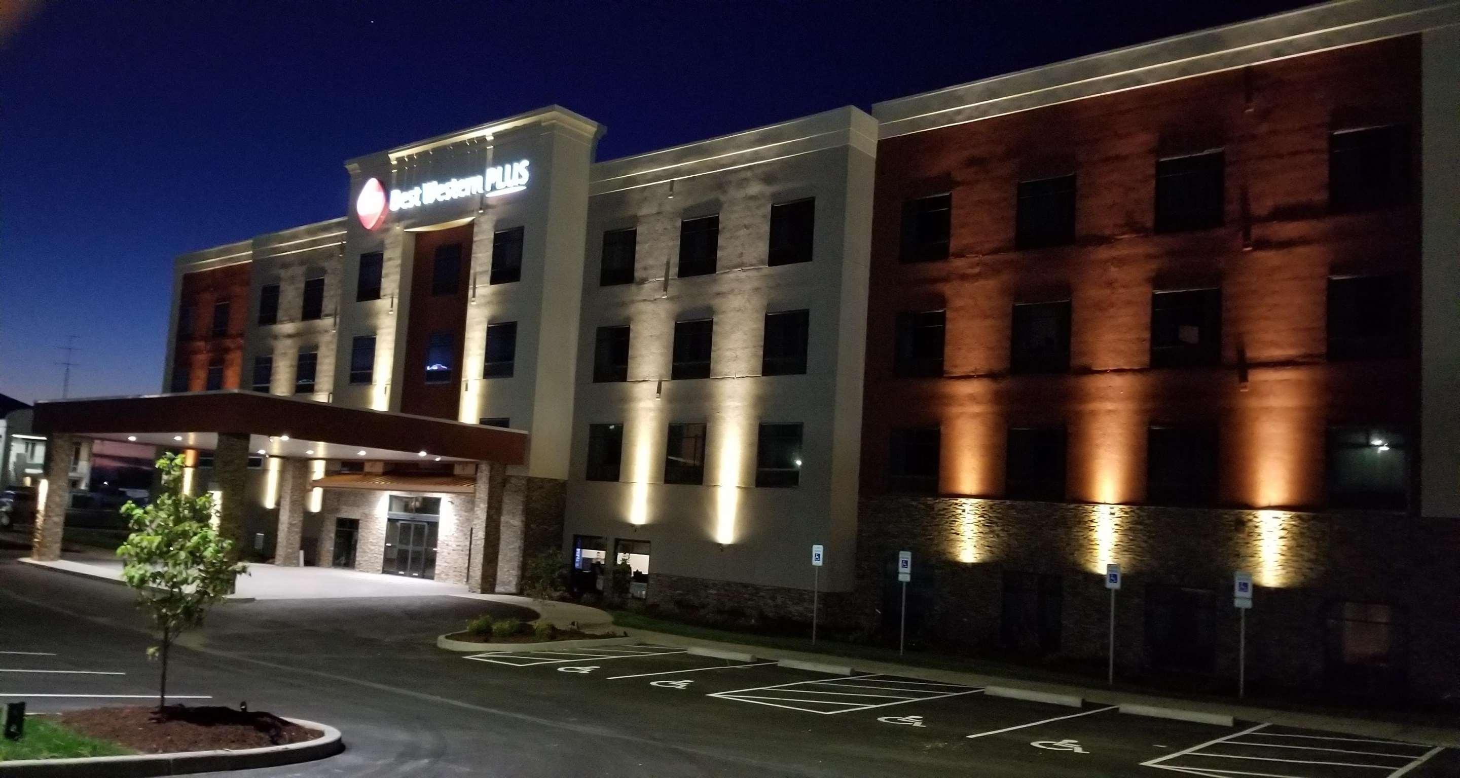 Best Western Plus Elizabethtown Inn & Suites Экстерьер фото
